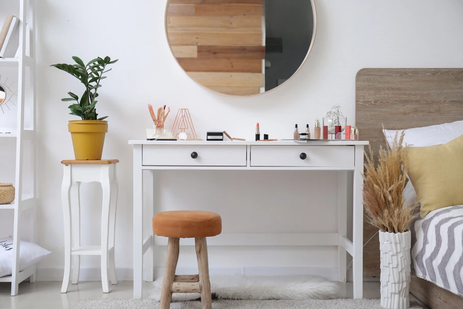 Dining table/Desk